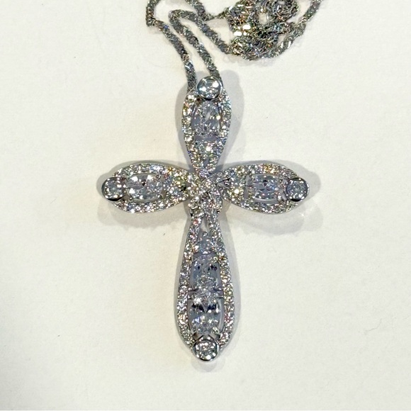 FZN Sterling Silver 925 CZ Stones Sparkly Cross Pendant Necklace Religious - Picture 6 of 12